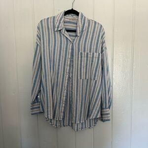 Abercrombie & Fitch Blue and White Striped Button Down Shirt